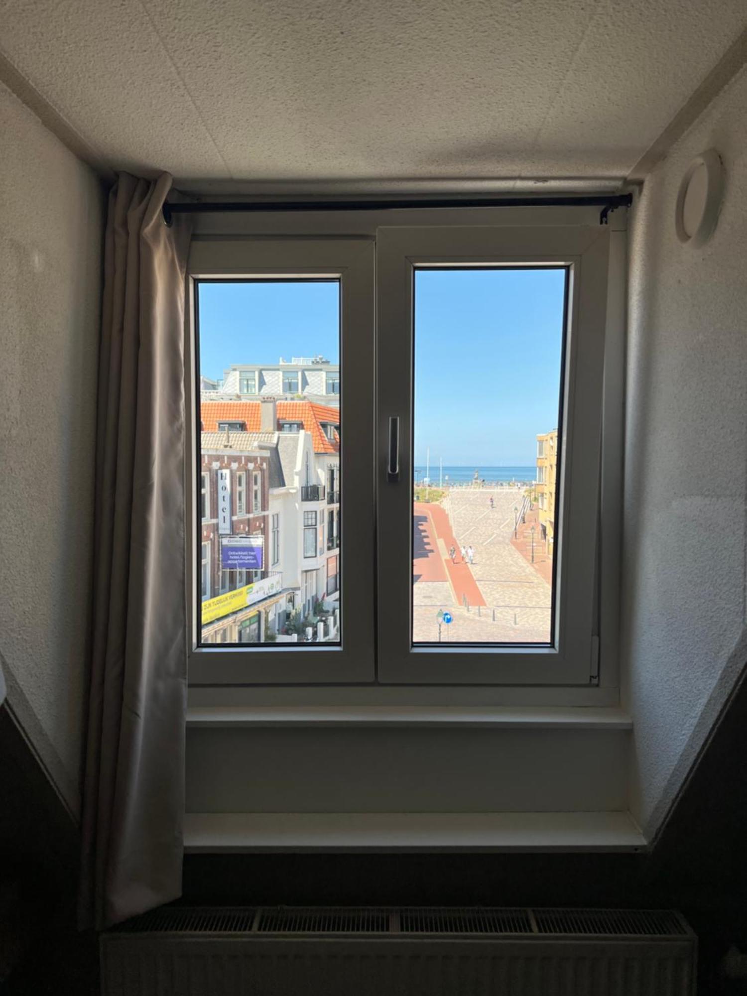 Beachfront With Sunset View *